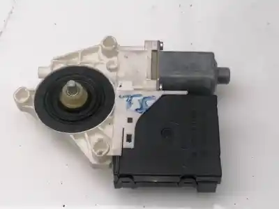 Автозапчасти б/у мотор заднего правого стекла за AUDI A3 (8P) A3 II HAYON FASE 1 ссылки OEM IAM 8P4959802D  