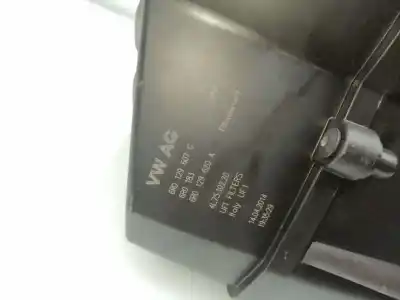 Second-hand car spare part air filter for skoda rapid 1.4 16v tsi oem iam references 6r0129620a  6r0129607c