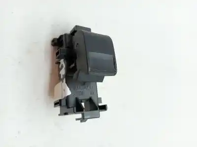Peça sobressalente para automóvel em segunda mão botão / interruptor elevador vidro traseiro direito por toyota auris auris (2006-2012) referências oem iam 848100d030