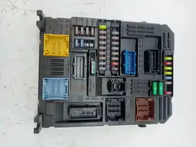 Peça sobressalente para automóvel em segunda mão caixa de fusíveis e relés por citroen c4 cactus citroen c4 cactus referências oem iam 1612139080