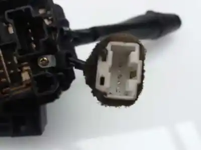 Pezzo di ricambio per auto di seconda mano comando multifunzione per nissan navara pick-up (d40m) d-yd25 riferimenti oem iam 25567vb000  