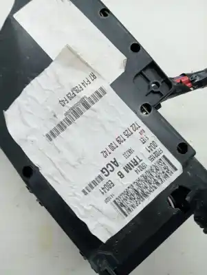 Second-hand car spare part fuse box unit for ford focus iii 2.0 tdci oem iam references 1842390  av6t14a067ad