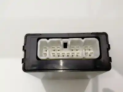 Peça sobressalente para automóvel em segunda mão módulo eletrônico por toyota corolla (e12) 1cdftv referências oem iam 8865002380  mb2772000570