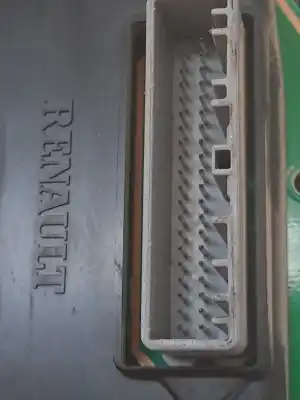 Peça sobressalente para automóvel em segunda mão quadrante por renault trafic combi (ab 4.01) generation expression combi corto referências oem iam 8201297586  