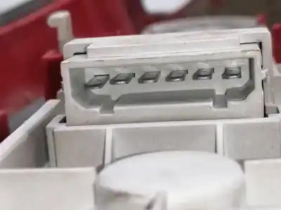 Second-hand car spare part right tailgate light for audi a4 avant (8e) a4 avant 8e oem iam references 8d9945096c  