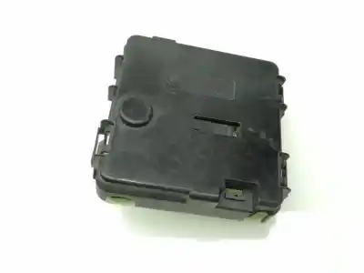 Peça sobressalente para automóvel em segunda mão Caixa De Fusíveis E Relés por BMW SERIE 1M COUPE (E82) * Referências OEM IAM 8387547  6928945