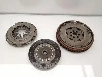 Pezzo di ricambio per auto di seconda mano Kit Frizione per RENAULT KADJAR K9K F6 Riferimenti OEM IAM 302107571R  123108982R - 301010007R