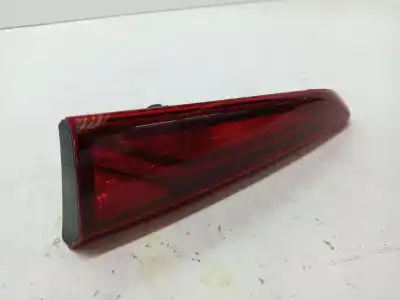 Recambio de automóvil de segunda mano de PILOTO TRASERO DERECHO INTERIOR para HYUNDAI KONA  referencias OEM IAM 92404J9000  