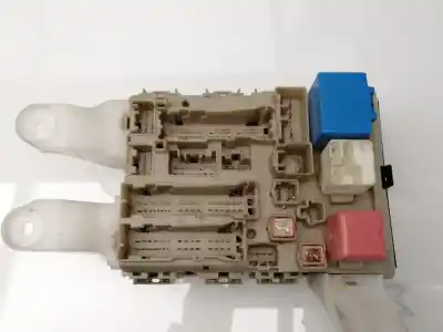 Second-hand car spare part fuse box unit for toyota auris (e18) 1nd oem iam references 8273002j71  