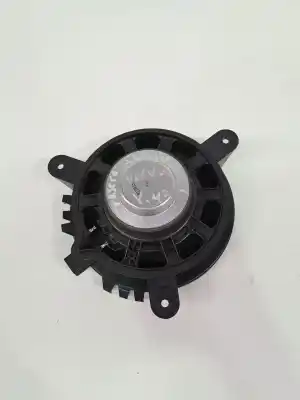 Second-hand car spare part speaker for volvo v40 r-design kinetic oem iam references 31489619  30657445
