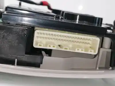 Second-hand car spare part interior light for lexus is (ds2/is2) 2ad oem iam references 8126053720a0  