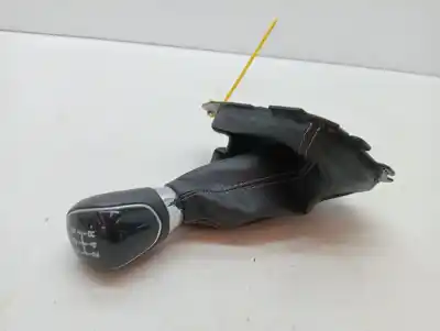 Pezzo di ricambio per auto di seconda mano Rivestimento Della Leva Del Cambio per FORD KA (CCU) KA+ Riferimenti OEM IAM 2064876  
