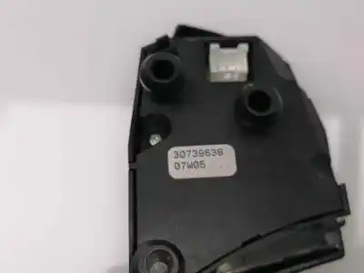 Peça sobressalente para automóvel em segunda mão comandos do volante por volvo c30 d4164t referências oem iam 30739641  30739638