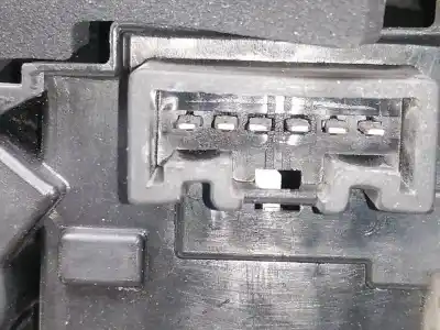 Second-hand car spare part left tailgate light for toyota corolla (e12) 1cdftv oem iam references 8156102300  