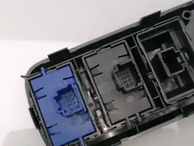 Pezzo di ricambio per auto di seconda mano comando multifunzione per dacia duster ambiance 4x2 riferimenti oem iam 8200796642  k9k658