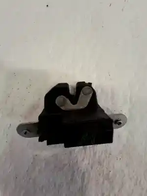 Second-hand car spare part trunk lock for opel corsa d (s07) 1.7 cdti (l08 l68) oem iam references 55701971  