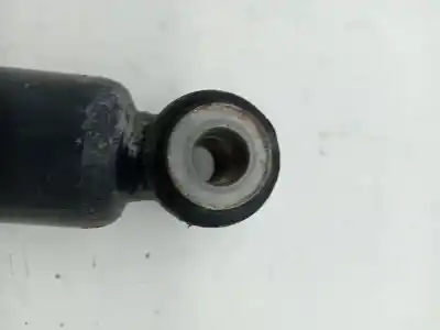 Second-hand car spare part right rear shock absorber for dacia dokker sl xplore 95 cv / 70 kw oem iam references 562108413r  