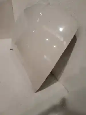 Автозапчастина б/у капок для seat toledo (1m2) * посилання на oem iam 1m0823033d  