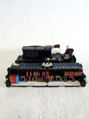 Second-hand car spare part fuse box unit for bmw x3 (e83) 2.0 d oem iam references 61138364530  