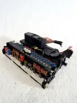 Second-hand car spare part fuse box unit for bmw x3 (e83) 2.0 d oem iam references 61138364530  