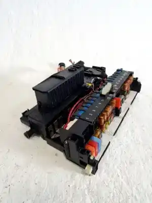 Second-hand car spare part fuse box unit for bmw x3 (e83) 2.0 d oem iam references 61138364530  