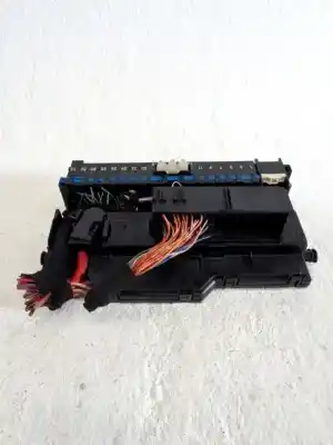Second-hand car spare part fuse box unit for bmw x3 (e83) 2.0 d oem iam references 61138364530  
