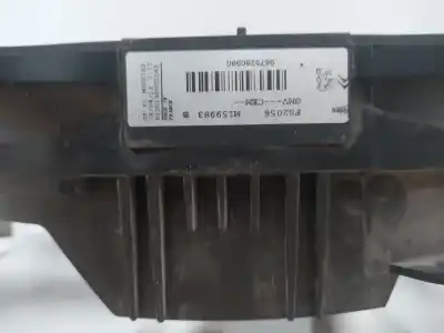 Pezzo di ricambio per auto di seconda mano elettroventola per citroen c4 cactus hm01 riferimenti oem iam 9675280980  