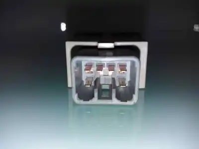 Pezzo di ricambio per auto di seconda mano interruttore per kia rio (jb) d4fa riferimenti oem iam 937101g900  