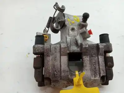 Peça sobressalente para automóvel em segunda mão pinça de travão traseira direita por toyota yaris toyota referências oem iam 478300d020