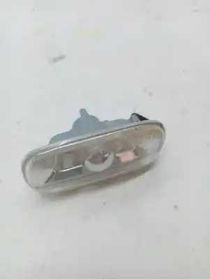 Peça sobressalente para automóvel em segunda mão farolim do lado esquerdo por audi a4 berlina (8e) berlina 8e referências oem iam 8e0949127