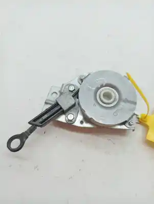 Автозапчастина б/у замок багажника / ворот для MITSUBISHI OUTLANDER (CW0) 2.4I 170 4X4 Посилання на OEM IAM 5808A027  