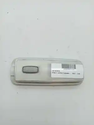 Peça sobressalente para automóvel em segunda mão luz interior por renault laguna iii expression referências oem iam 8200417200