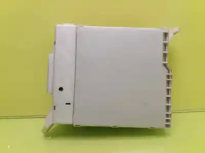 Автозапчасти б/у БЛОК РЕЛЕ/ПРЕДОХРАНИТЕЛЕЙ за LEXUS IS (DS2/IS2)  ссылки OEM IAM 8273053050  