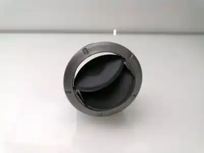 Автозапчастина б/у аераційна решіта для DACIA LOGAN (LS_) 1.5 DCI (LS0J, LS0Y) Посилання на OEM IAM 687601987R  