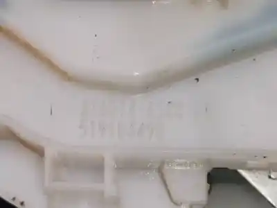 Second-hand car spare part right side door lock for opel combo d 263a2000 oem iam references 519103490  