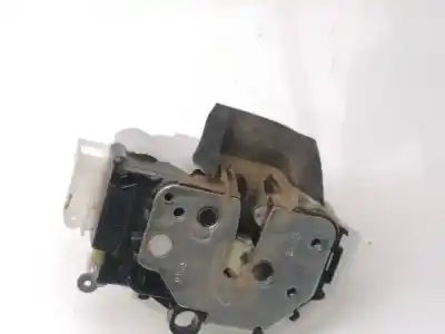 Second-hand car spare part Right Side Door Lock for OPEL COMBO D 263A2000 OEM IAM references 519103490  