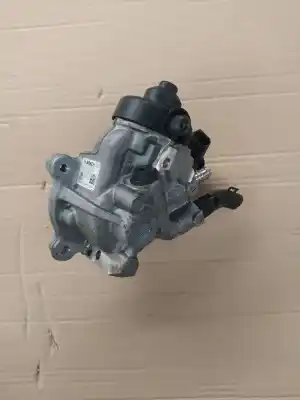 Pezzo di ricambio per auto di seconda mano pompa diniezione per audi a3 (8v1, 8vk) 2.0 tdi riferimenti oem iam 04l130755e