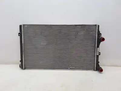 Автозапчастина б/у водяний радіатор для audi a3 (8p) a3 посилання на oem iam 1k0121251at  