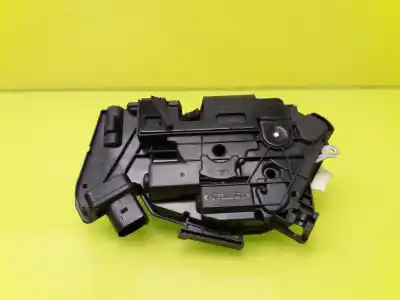 Автозапчастина б/у замок передній праві двері для seat mii (kf1) chyb посилання на oem iam 1s1837016b  
