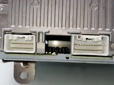 Автозапчасти б/у аудиосистема / радио cd за mitsubishi montero (v80/v90) 4m41 ссылки oem iam 8002a256xa  