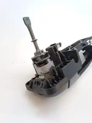 Pezzo di ricambio per auto di seconda mano maniglia esterna anteriore sinistra per kia ceed ceed drive riferimenti oem iam 826551h000  