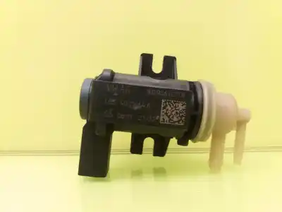 Pezzo di ricambio per auto di seconda mano VALVOLA ARIA AGGIUNTIVA per AUDI A3 (8P)  Riferimenti OEM IAM 1K0906627B  