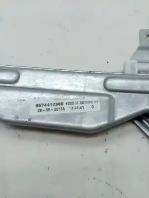 Автозапчастина б/у регулятор переднього правого скла для citroen c-elysée millenium 72 cv / 53 kw посилання на oem iam 9674412380  