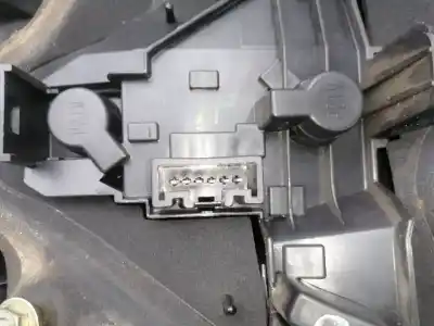 Peça sobressalente para automóvel em segunda mão farolim traseiro direito por toyota corolla (e12) 1cdftv referências oem iam 8149713010  