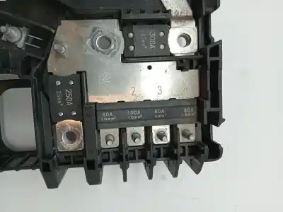 Second-hand car spare part fuse box unit for opel corsa e (x15) 1.4 turbo (08, 68) oem iam references 13491092  