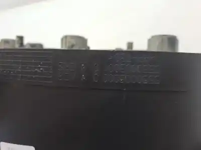 Peça sobressalente para automóvel em segunda mão quadrante por peugeot partner (s2) * referências oem iam 9646434180  