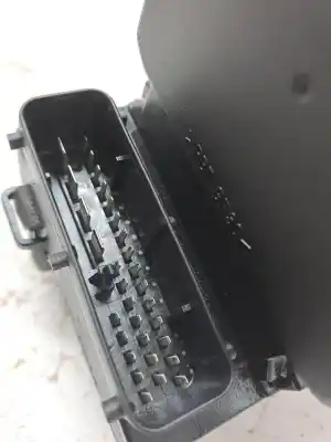 Second-hand car spare part abs for opel omega 3.0 g omega b (x30xe) oem iam references 273004676  9198883 - 0273004599