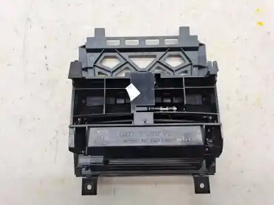 Автозапчастина б/у попільничка для audi a3 (8p) a3 посилання на oem iam 8p0857951  