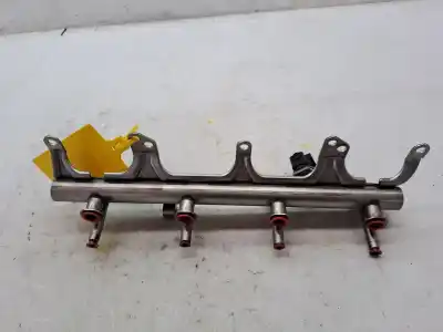 Автозапчасти б/у рампа инжектора за audi a3 (8p) a3 ссылки oem iam 06j198510a