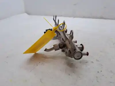 Автозапчастина б/у рампа инжектора для audi a3 (8p) a3 посилання на oem iam 06j198510a  06j906051d